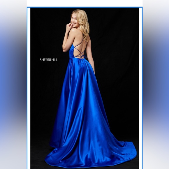 Prom dress Sherri hill - Picture 2 of 6